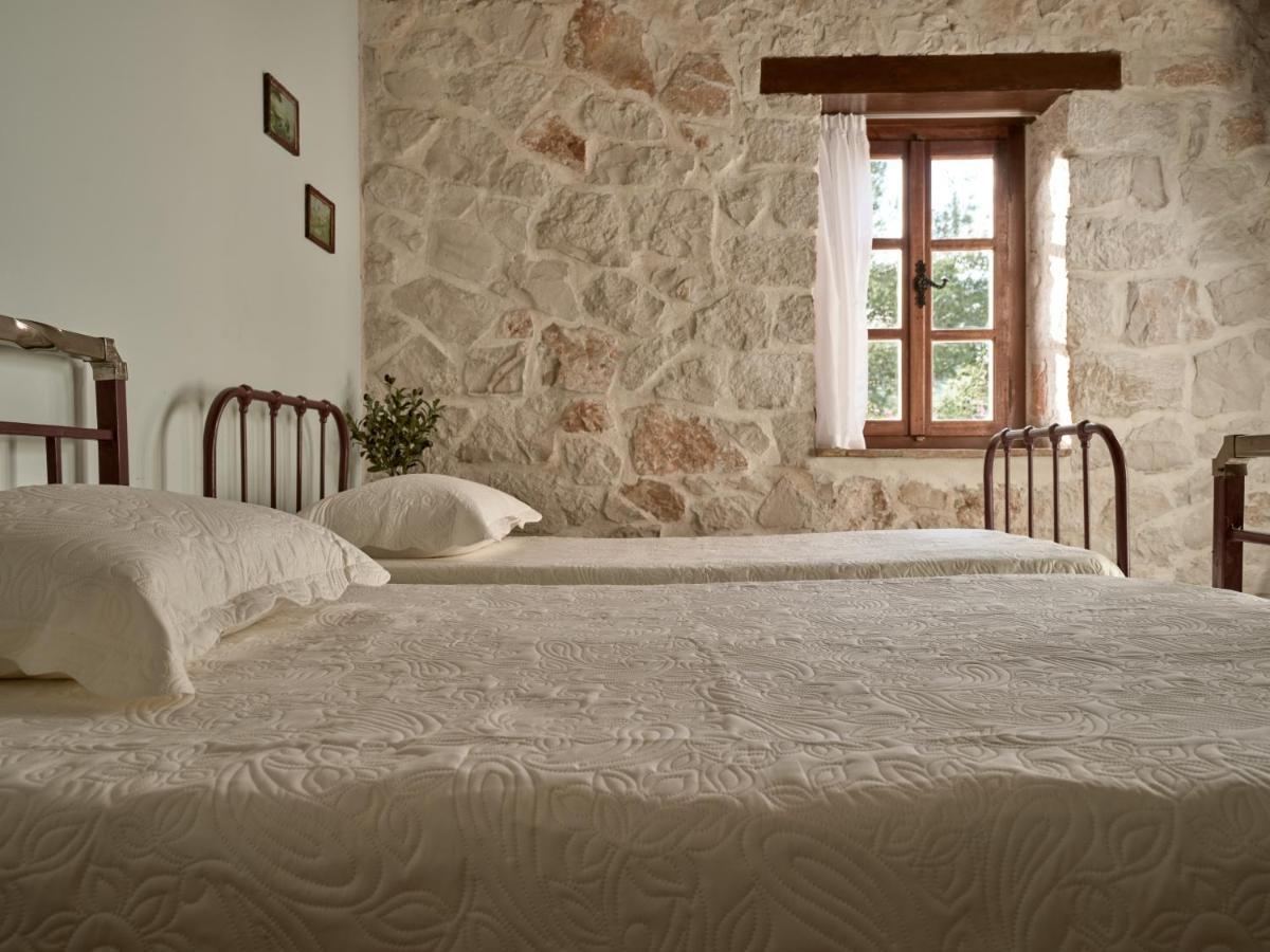 Vafias Villa - Tranquil Location, Ideal For Large Groups, By Zantewize Lithakia  Luaran gambar