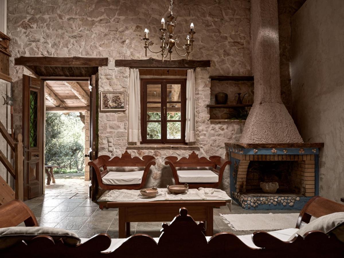 Vafias Villa - Tranquil Location, Ideal For Large Groups, By Zantewize Lithakia  Luaran gambar